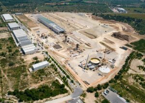 Nau industrial en construcció