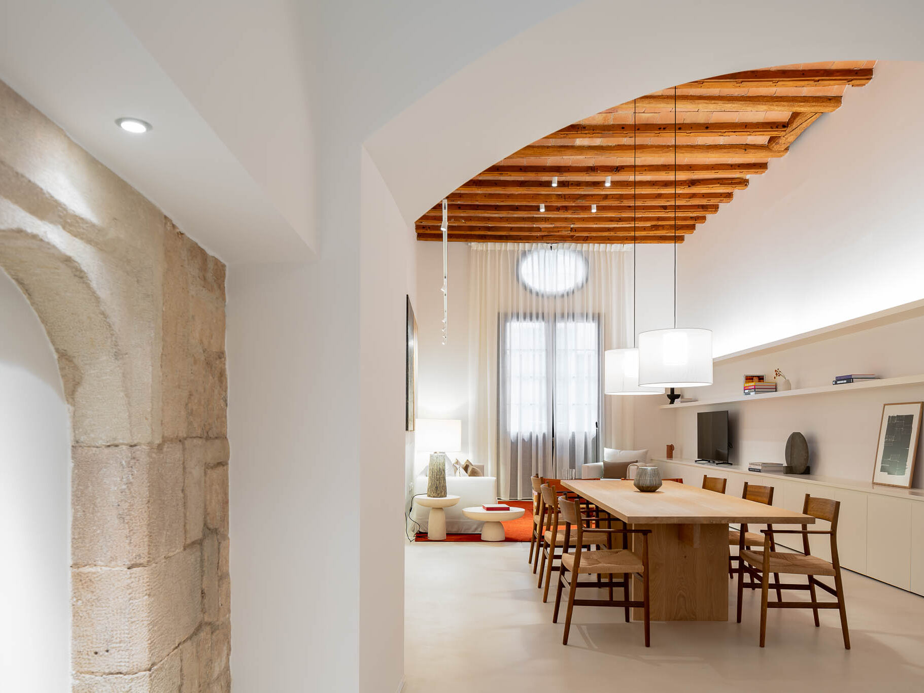 Rhabilitació d'un edifici amb toc modern